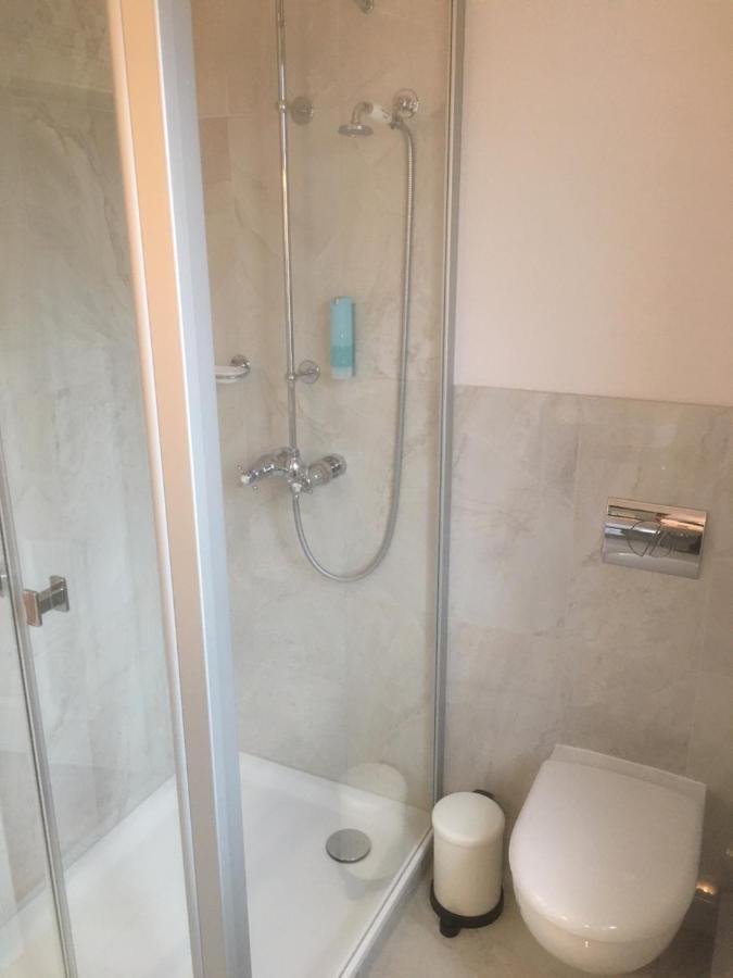 B&B Fiddler'S Inn Neuruppin Εξωτερικό φωτογραφία