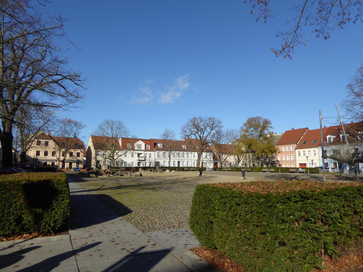 B&B Fiddler'S Inn Neuruppin Εξωτερικό φωτογραφία