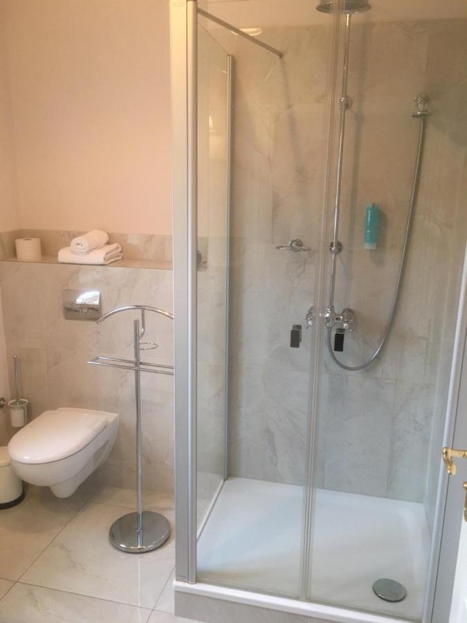 B&B Fiddler'S Inn Neuruppin Εξωτερικό φωτογραφία